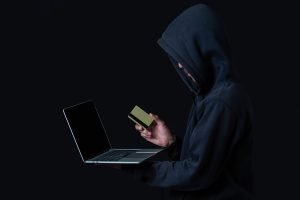 چگونه از کلاهبرداری اینترنتی شکایت کنیم؟